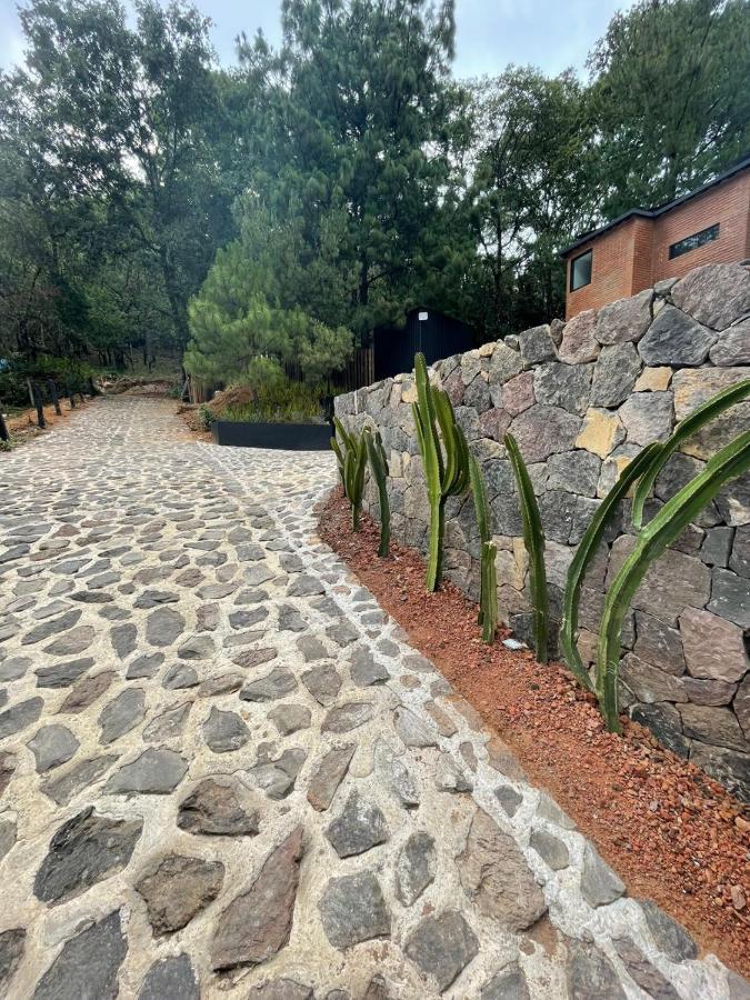 Hotel Oxu Solo Adultos Valle de Bravo Exteriör bild